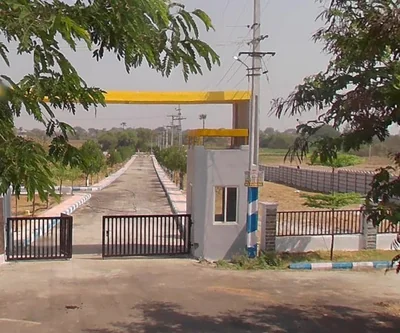 152 Sq Yards Plot in Gangaram, Ranga Reddy - photo 2